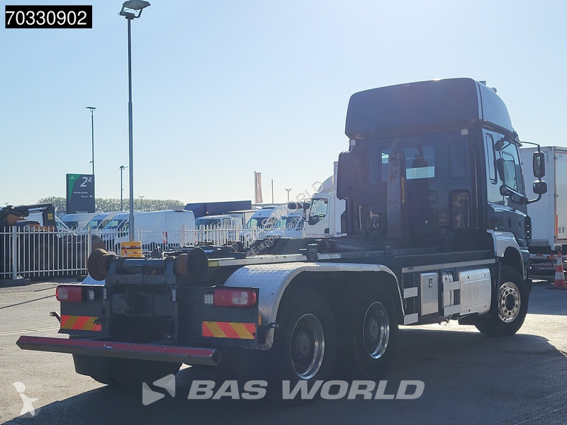 شاحنة DAF 510  6X4 20tons hooklift...
