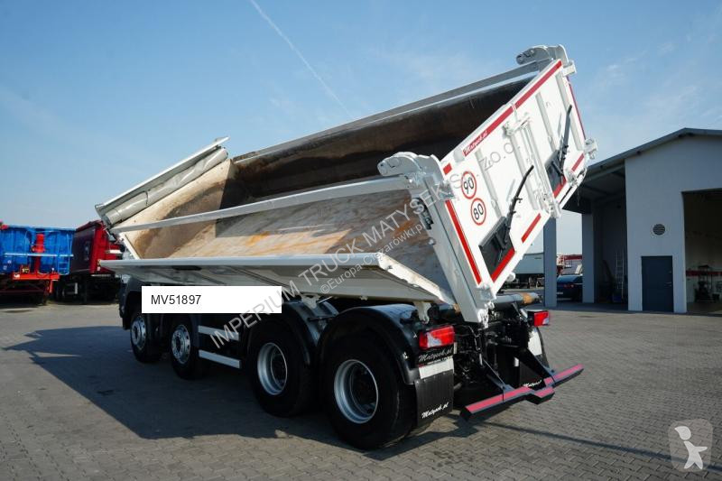 Грузовик MAN TGS 35.420