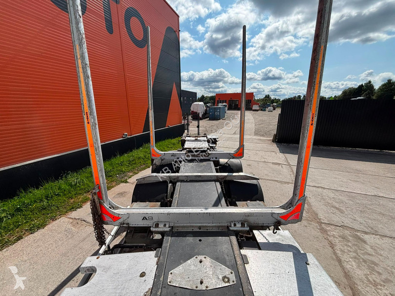 شاحنة Volvo 650 6x4 TANDEM AXLE LIFT / PTO /...