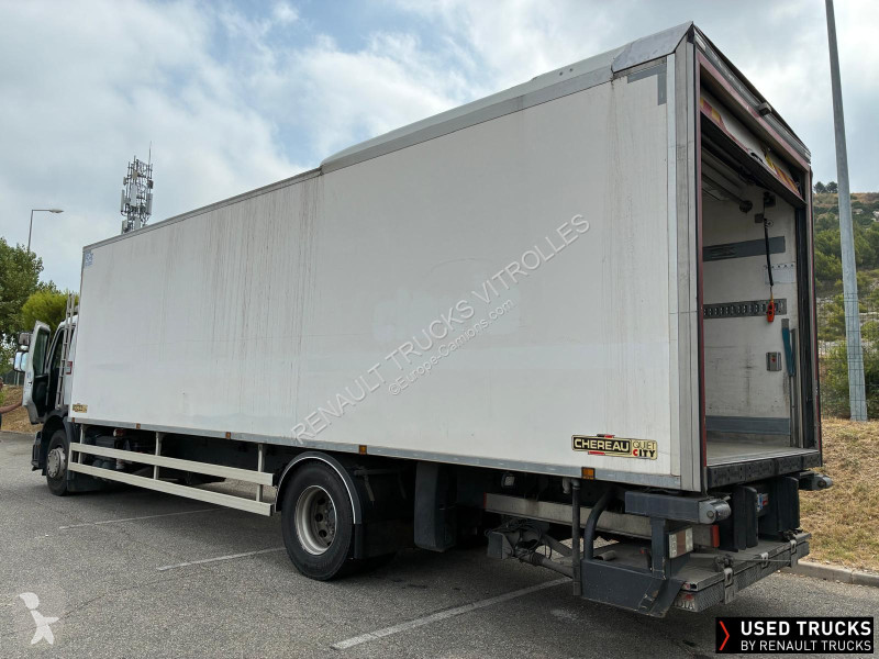 شاحنة Renault D Wide