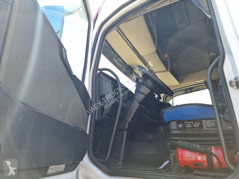 شاحنة Volvo 13500 6x2*4 - XL - Thermoking frigo...