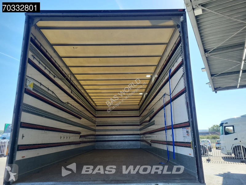 شاحنة Mercedes 1827 4X2 19tonner 3000kg...