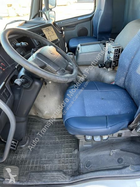 شاحنة Volvo 400