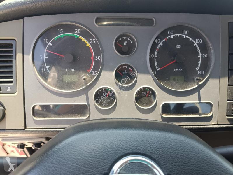 شاحنة Nissan 80.14 Alteon
