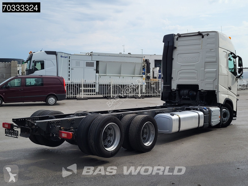 شاحنة Volvo 460  6X2 chassis Full Air...