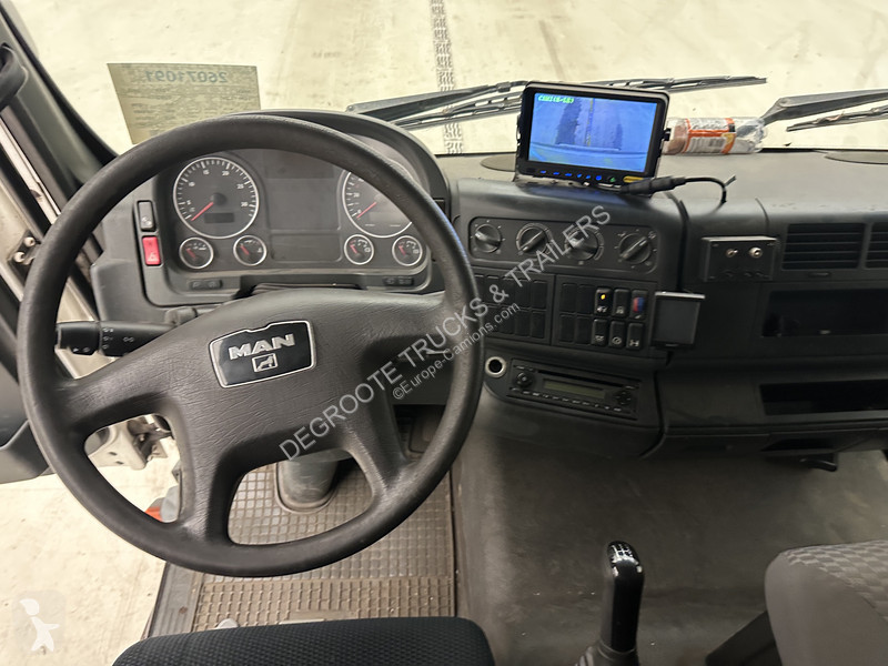 شاحنة MAN TGM 15.290
