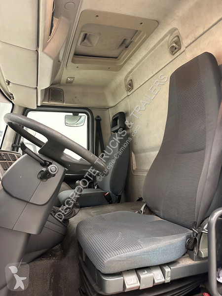 شاحنة Volvo FL 240