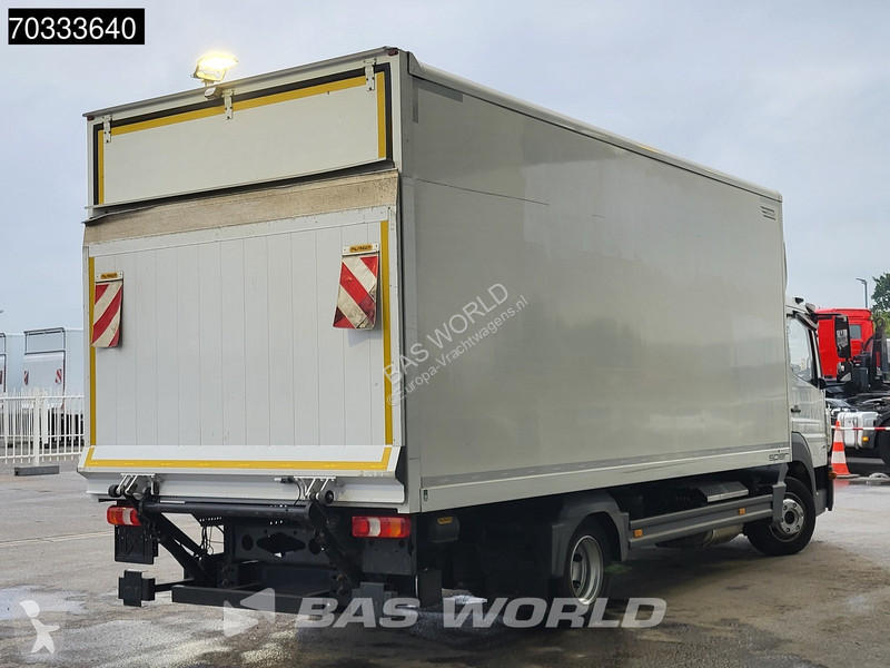 شاحنة Mercedes 816 4X2 8tonner 1000kg...