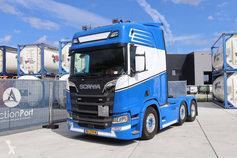 Грузовик Scania 530