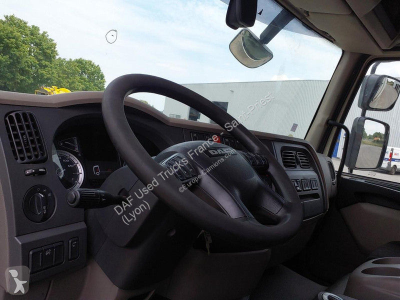 Camion DAF 320 FA 4X2