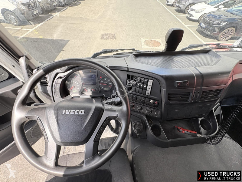 شاحنة Iveco