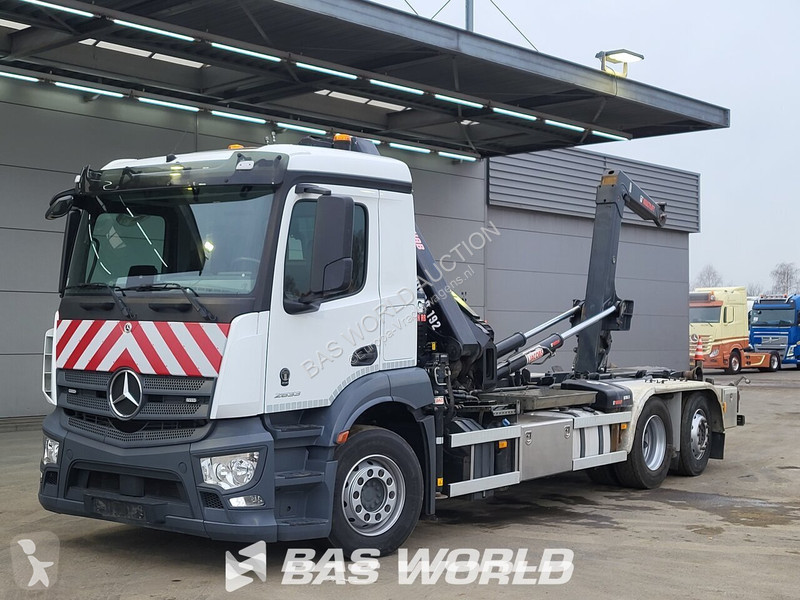 Camion Mercedes 2633