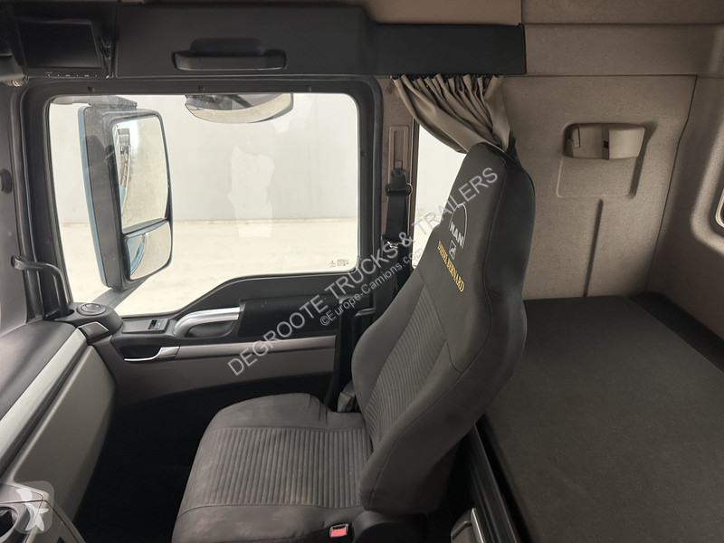 Vrachtwagen MAN 470 - 6x2