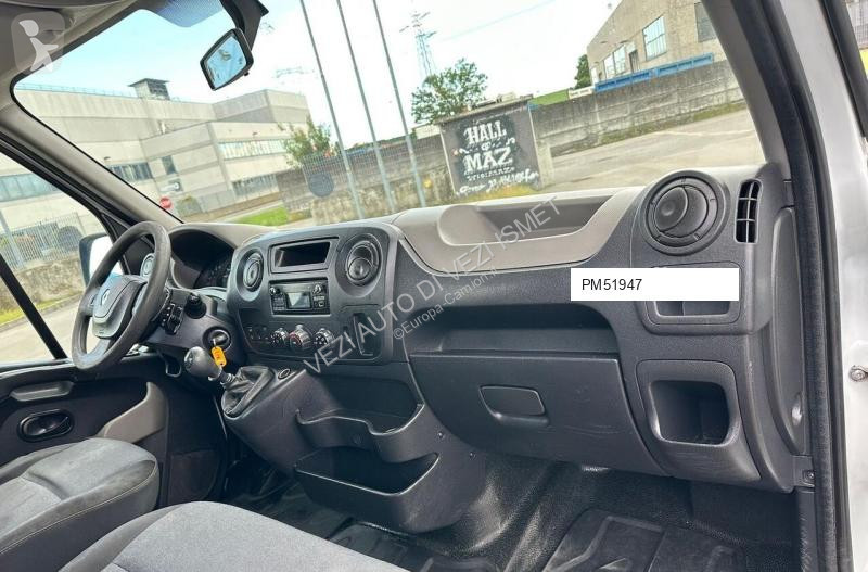 Camion Renault master a telaio