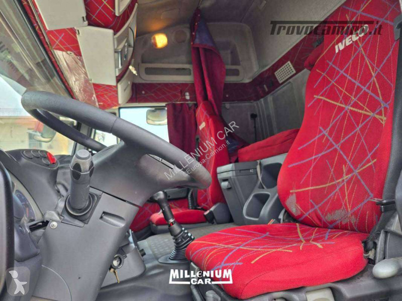 Camion Iveco 360 E5 CELLA 9,60 GRUPPO SPONDA...