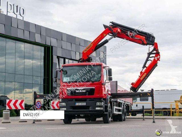 Vrachtwagen MAN PK 26002 EH