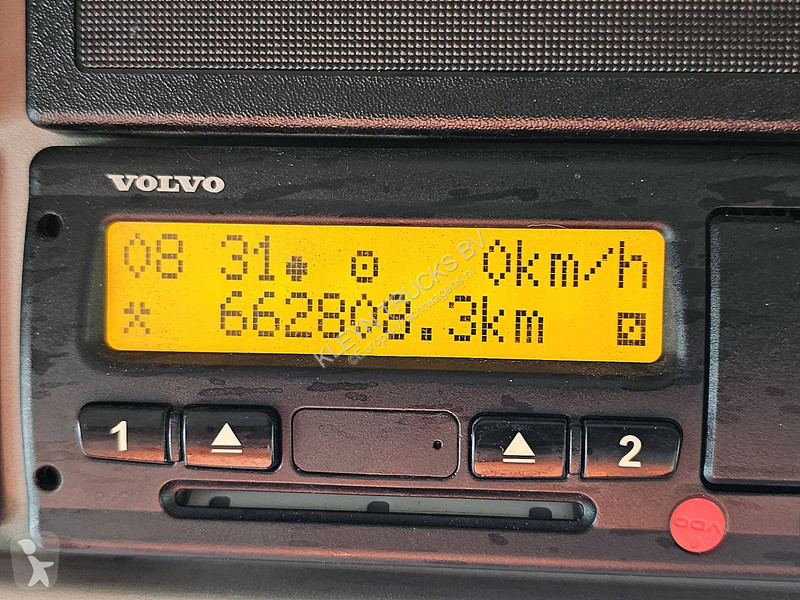 Vrachtwagen Volvo 25012
