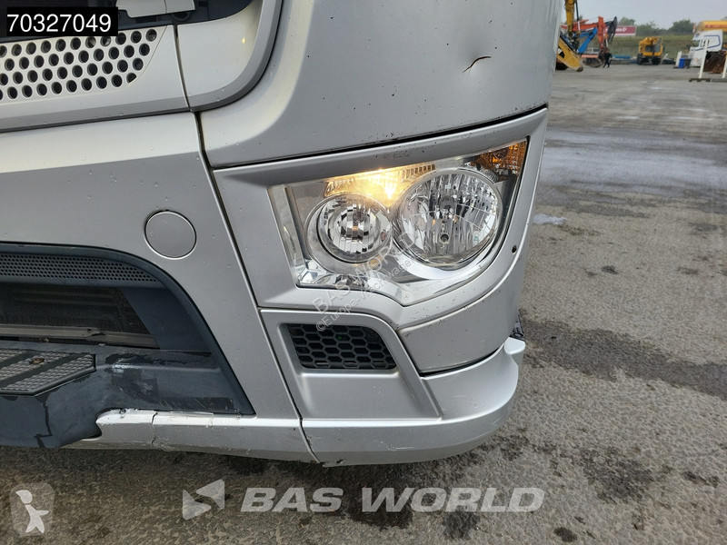 Camión Mercedes 2633 6X2 Curtainsides 2500kg...