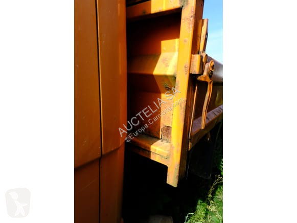 Vrachtwagen Mercedes 812 DE