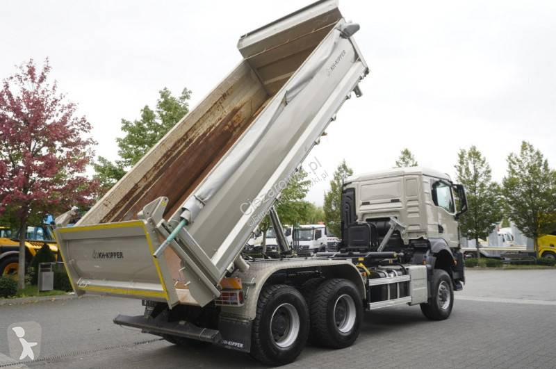 Camion MAN 33.480