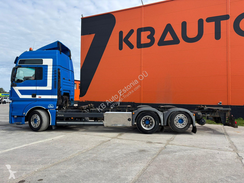 Camión MAN TGX 6x2*4 INTARDER / CHASSIS L=7897 mm