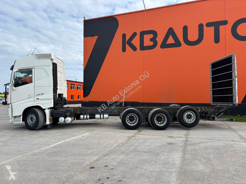 Camión Volvo 540 8x4*4 9 TON FRONT AXLE /...