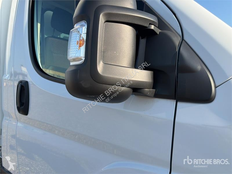 Kamion Opel 2.2 103 KW KO/LBW L4 Van Truck