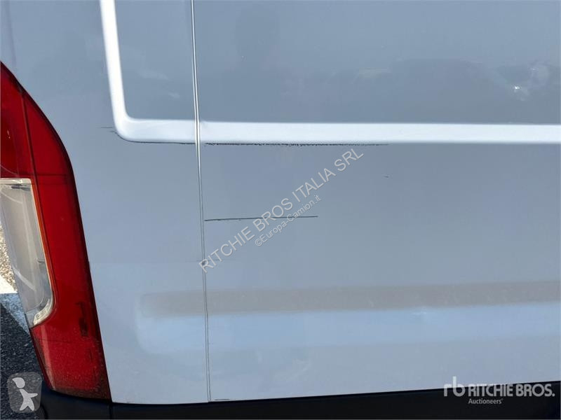 Kamion Opel 2.2 103 KW KA L4H2 Van Truck