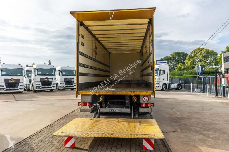 Camión MAN 18.250 BL + DHOLLANDIA 2T.