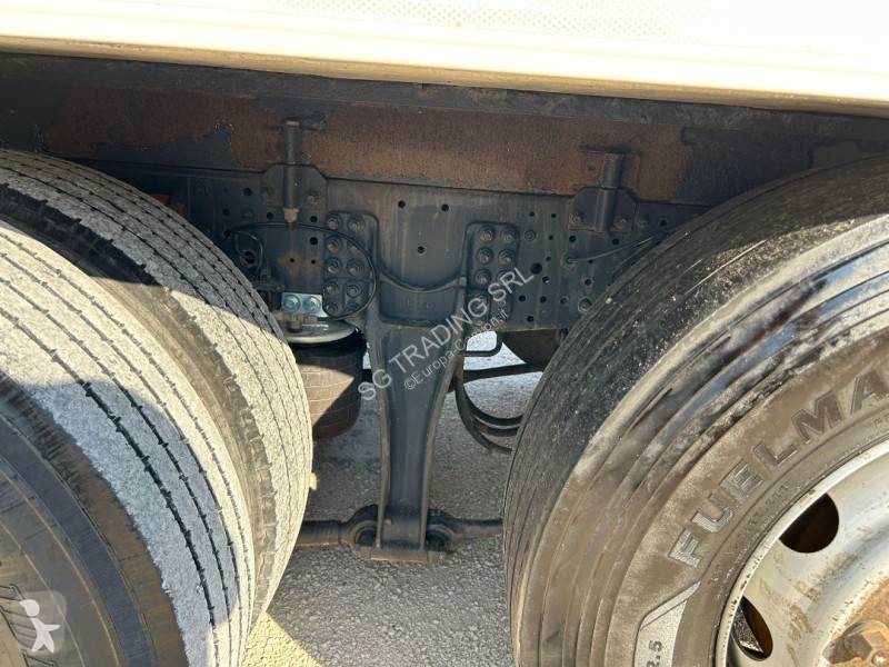 Camión Iveco 260 S 45