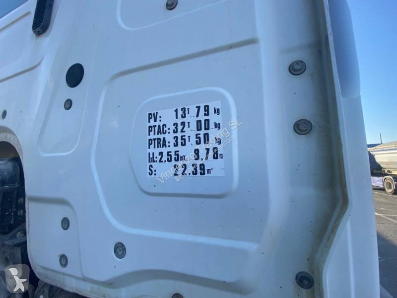 Camión Mercedes 3240
