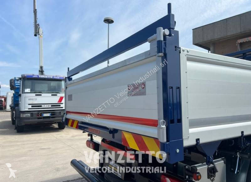 Kamion Iveco 120 EL 22