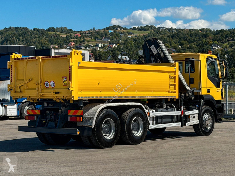 Camión Iveco TRAKKER 360 Kipper 4,90 m HIAB 122...