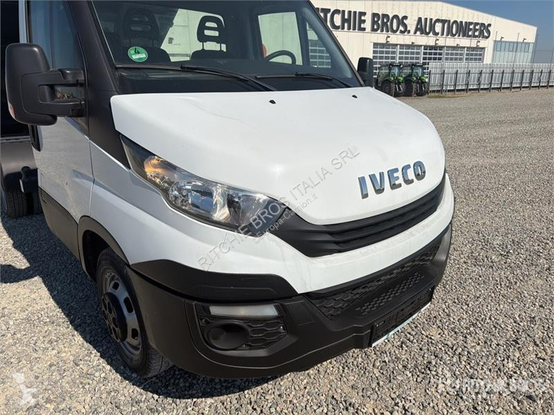 Furgoneta Iveco Dump Truck