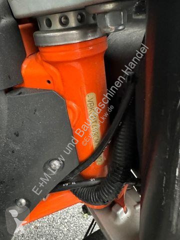 Kamion  690 DUKE