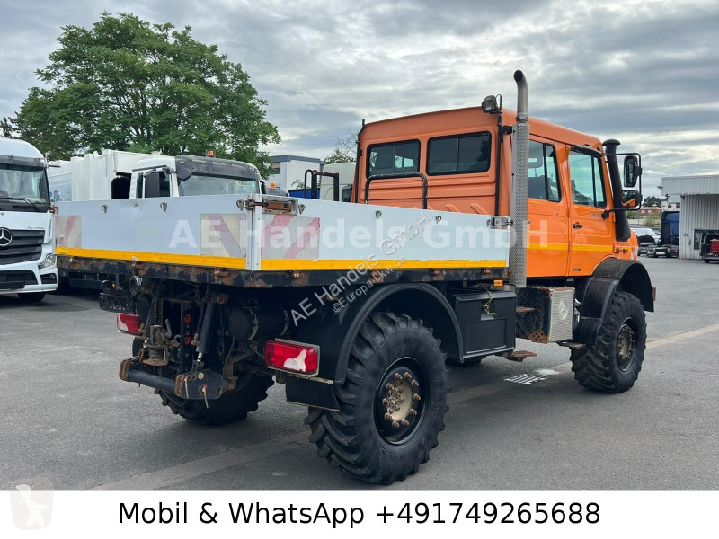 Camión Mercedes UNIMOG 437/45 U5000 DoKa 4x4...