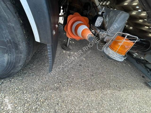 Porte engins Volvo 420