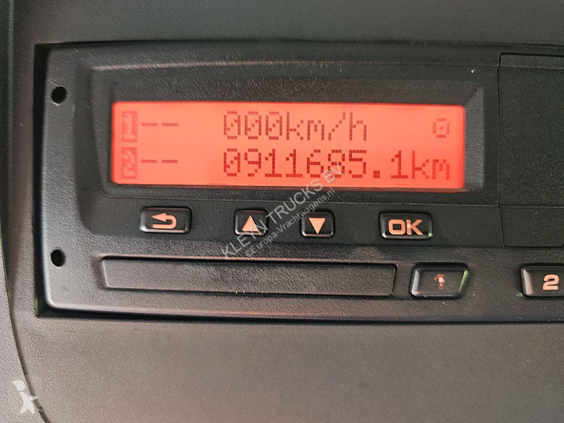 Camión MAN 18.340  AIRCO TAILLIFT