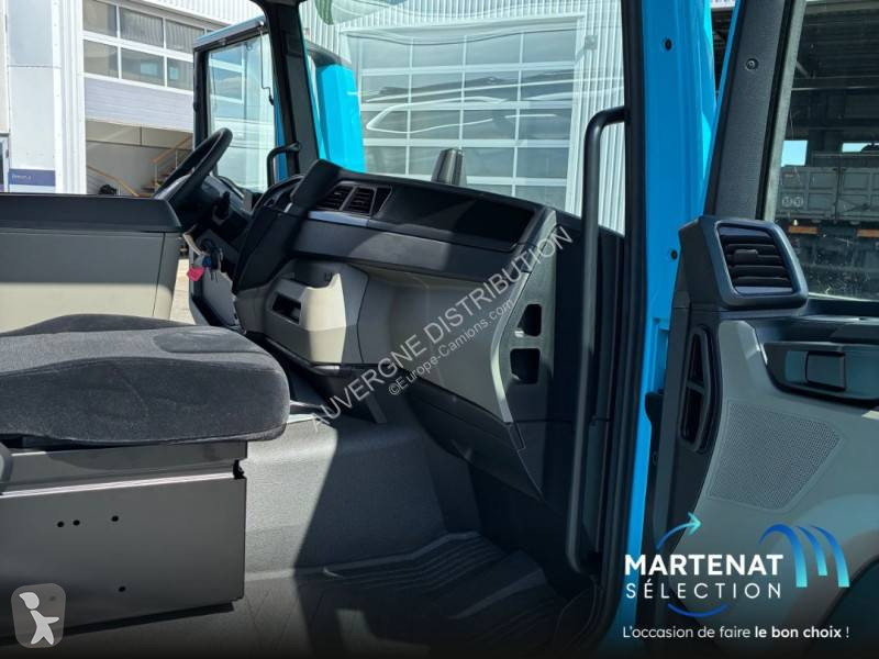Camión MAN 12.220
