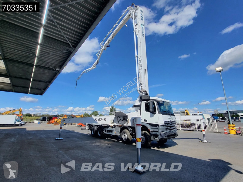 Camión Mercedes 4542 8X4 47 mtrs SWAN TSP 47-5...