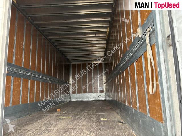 Renault T 460 4x2 truck