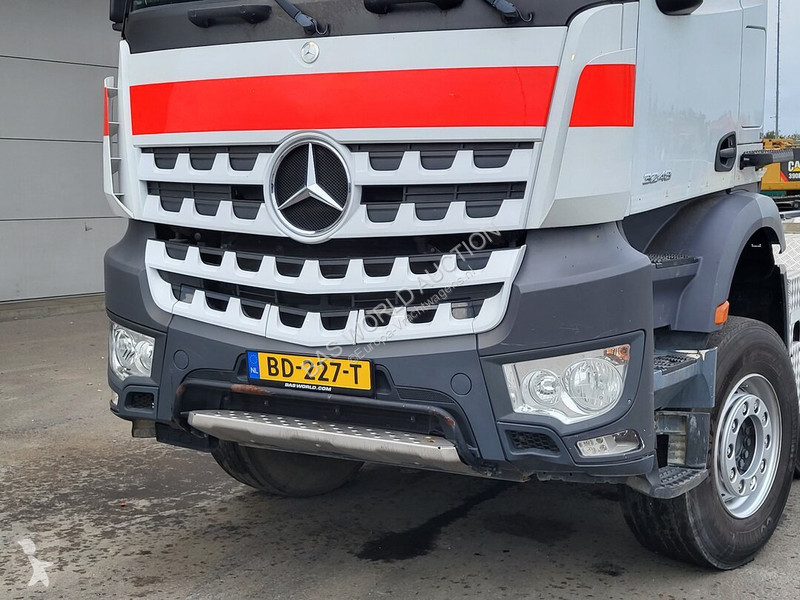 Camión Mercedes 3248