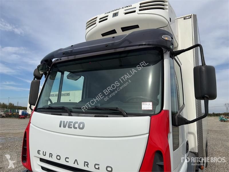 Kamion Iveco 140E28 4x2 Refrigerated Truck
