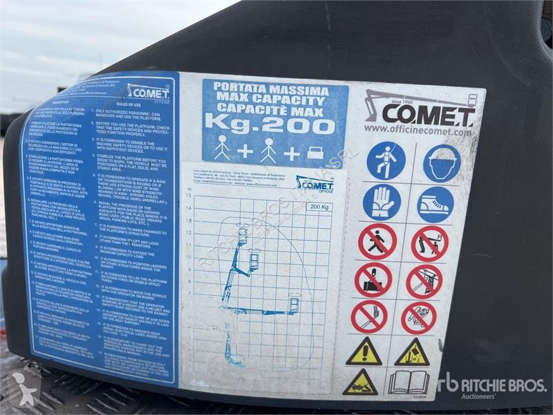Kamion Comet New Esk 14 14 m on Piaggio Porter...