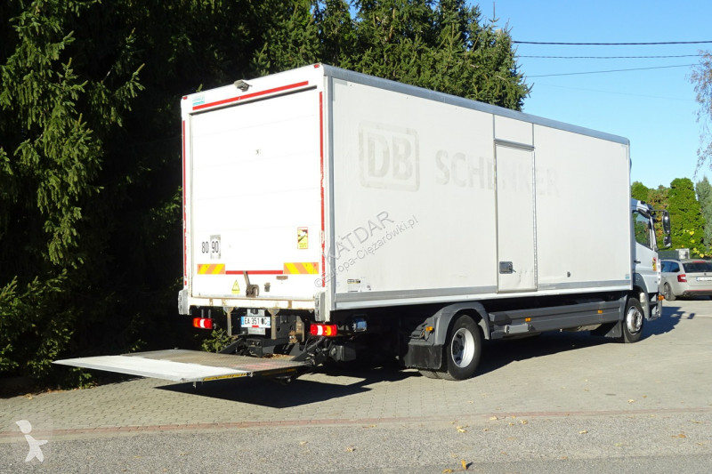 Camion Mercedes 1221 Euro 6 kontener 18 palet...
