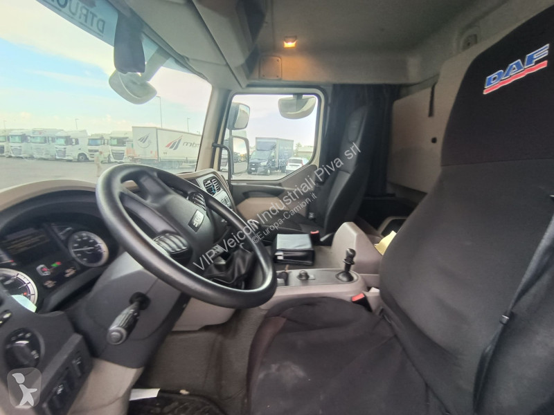 Грузовик DAF LF 230
