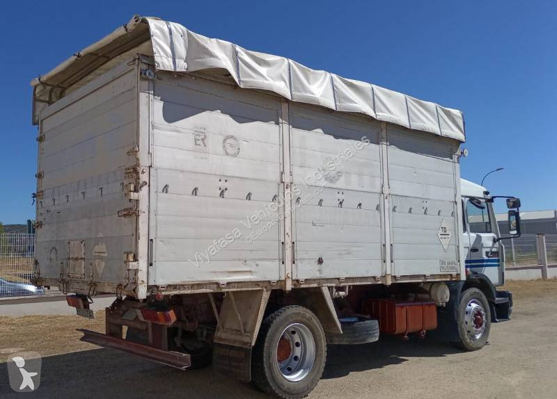 Kamion Renault 210