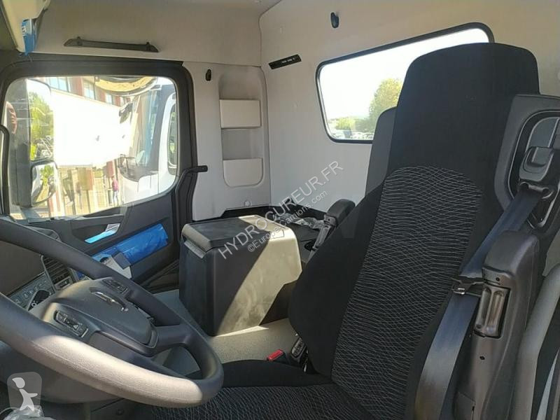 Kamion Mercedes 3240