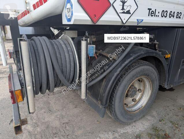 Teherautó Mercedes LKW Tankfahrzeug