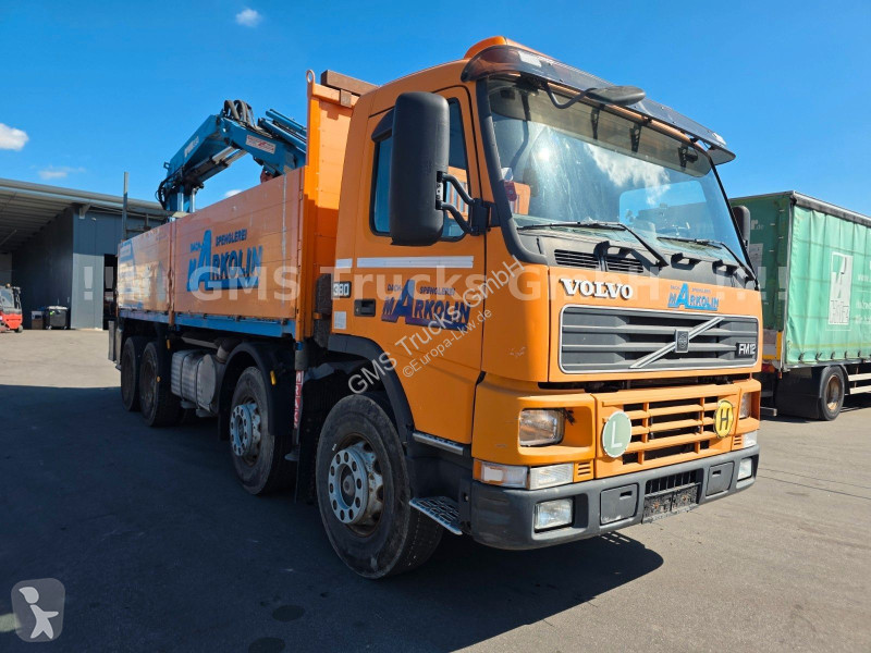 Teherautó Volvo 380 / 8X4 / 28m Hiab Kran / WINCH
